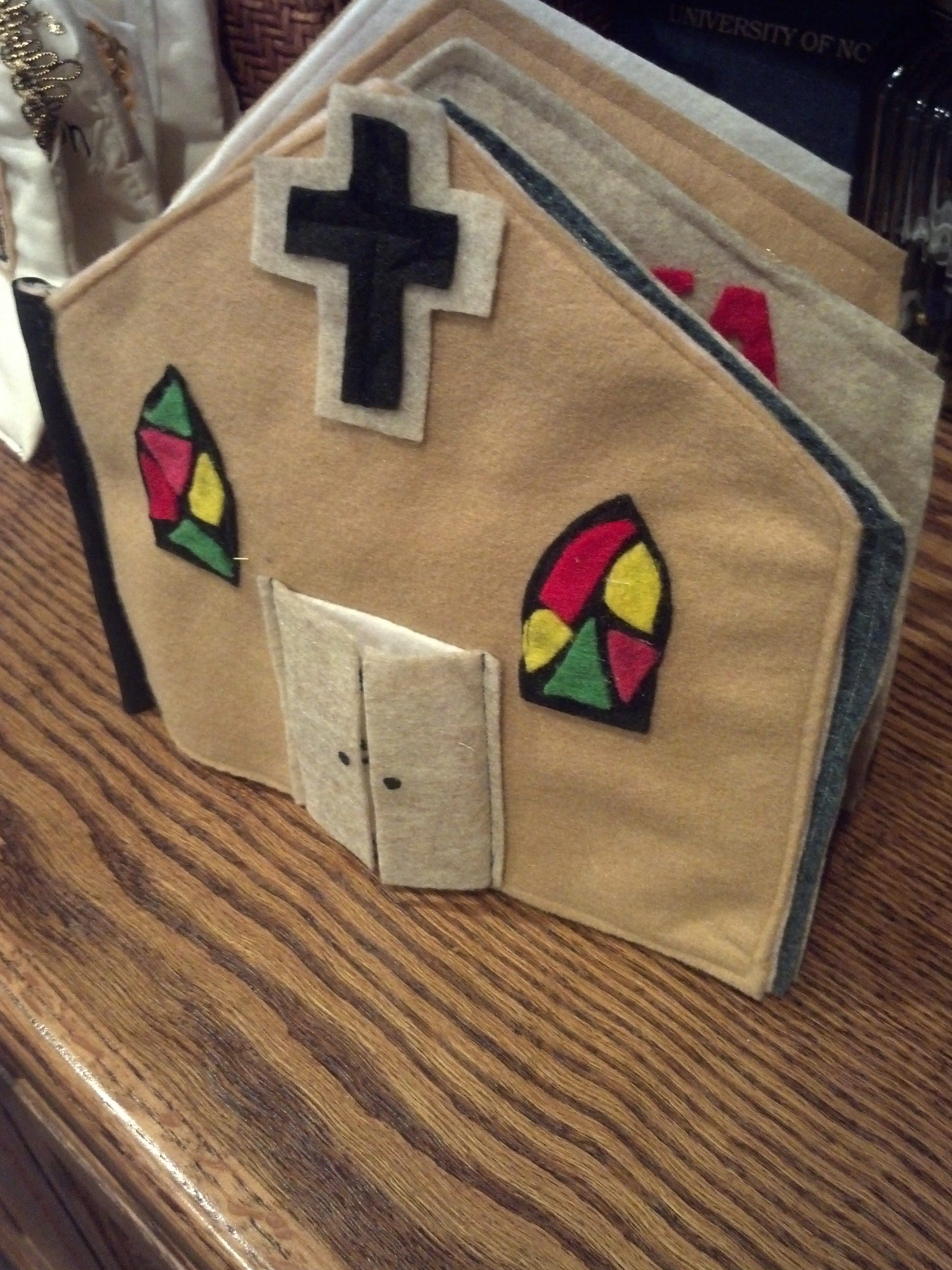 Felt church craft, original photo from Feb 2014.